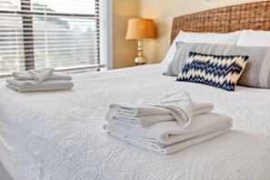 3 chambres, fer et planche Ă repasser, Wi-Fi gratuit, draps fournis