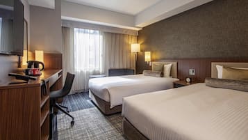 In-room safe, desk, laptop workspace, bed sheets