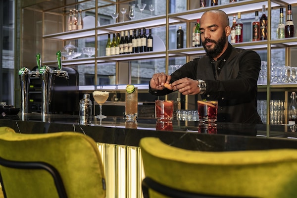 2 bars, bar à cocktails