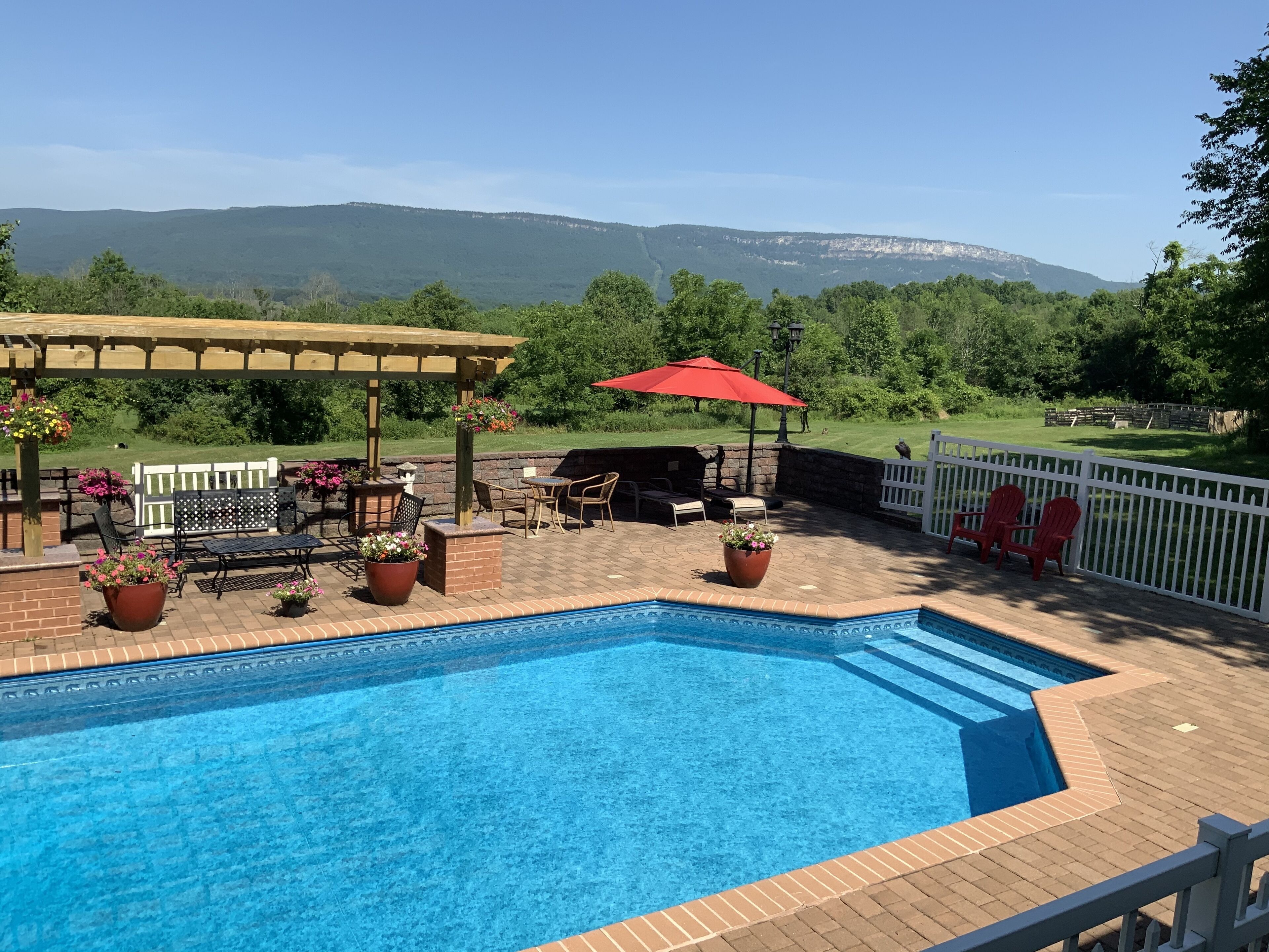 Mountain View Vacation Home
