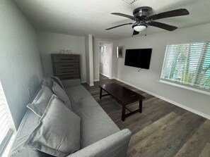 Smart TV - Beach Ave Escape Unit A - just steps from the Beach! (Redington Shores)