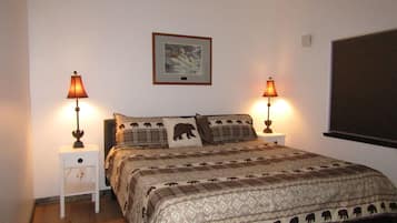 2 bedrooms, desk, iron/ironing board, free WiFi