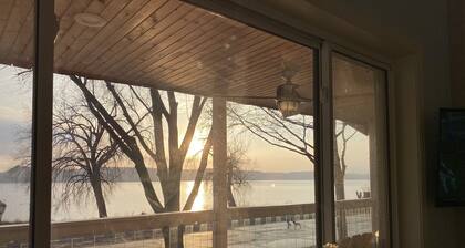 Villa Serra - Lakehouse in Pepin