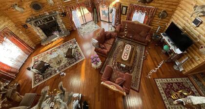 My house is unique, welcome EVERYONE to enjoy beautiful VALLEY in Swane Lake.