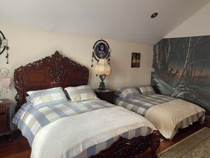 7 bedrooms, in-room safe, desk, iron/ironing board