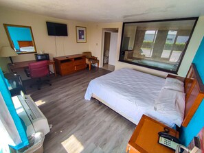 Habitación exclusiva, 1 cama King size, para no fumadores, hidromasaje | Escritorio, wifi gratis y ropa de cama 