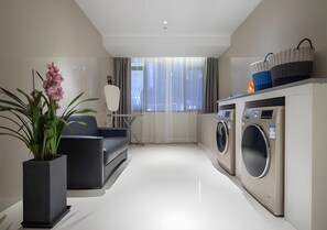 Interior - Echarm Hotel Chengdu Chunxi Road Hengda Plaza (Chengdu)