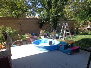 Outdoor spa tub - Don Room 2 (Lancaster)