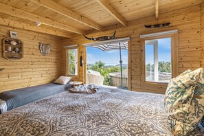 4 bedrooms, WiFi, bed sheets - 4 Bedroom home with the most Incredible expansive views with huge heated pool! (Waiheke Island)