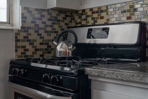 Private kitchen - Apartment A2 (Stann Creek District)