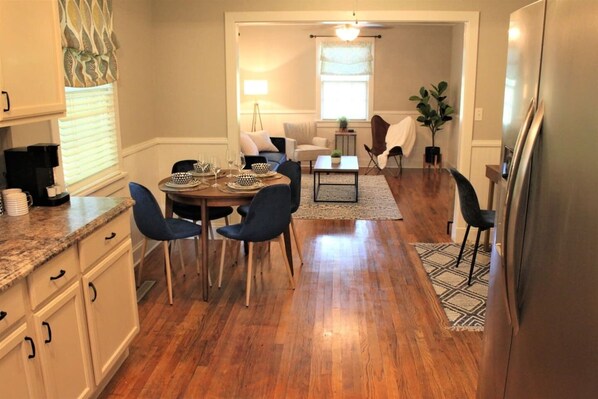 Interior - Welcome to Hilltop Cottage! (Columbus)