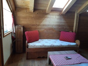 1 dormitori i habitacions accessibles amb cadira de rodes 