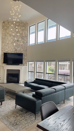Smart TV, fireplace, offices
