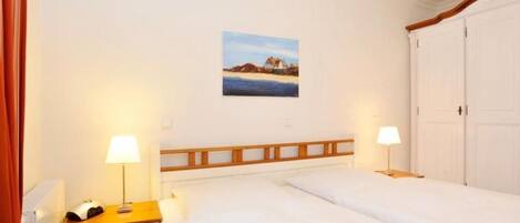 2 Schlafzimmer, Bügeleisen/Bügelbrett, WLAN, Bettwäsche