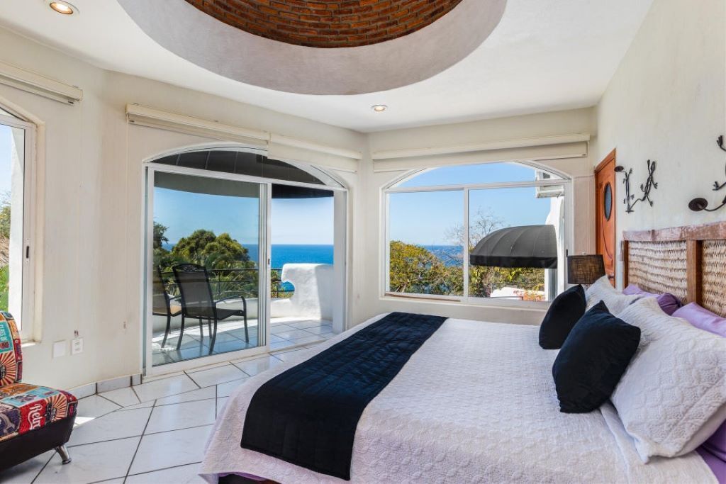 6 bedrooms, iron/ironing board, travel cot, free WiFi