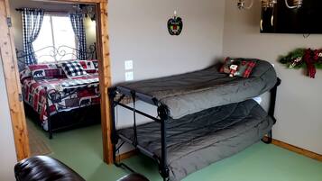 1 quarto, Wi-Fi de cortesia, roupa de cama