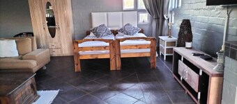 Impeccable 1-Bed Apartment in Cape Town