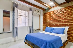 2 chambres, lit parapluie, Wi-Fi, draps fournis