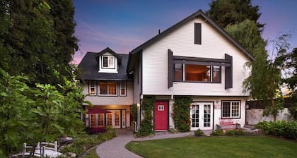 Retro English Mansion Sleeps 35 Gardens