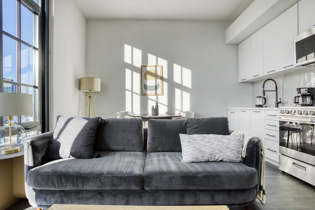 Amazing Union Market 1BR w/ Gym & W/D, steps to Metro, by Blueground