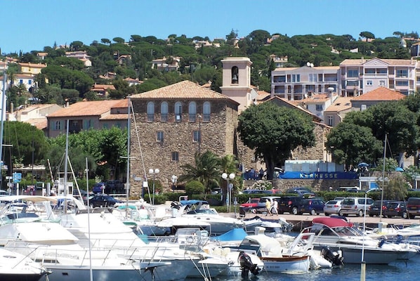Marina