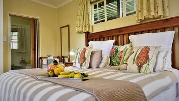 1 bedroom, internet, bed sheets