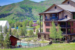 Exterior - Updated Condo Across St from Heated Pool-3 Hot Tubs-Game Room-Gym + W/D in Unit-Deck (Steamboat Springs)