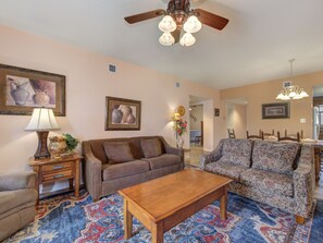 Condo (Creekside Hideawa - No Pets Allowed) | Living area | 40-inch flat-screen TV with digital channels, fireplace