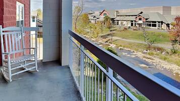 Apartment (#201 - No Pets) | Unterkunftsgelände