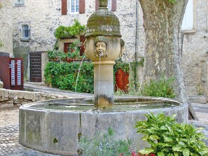 Enceinte de lâhĂ©bergement
