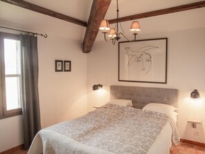 3 bedrooms, Internet