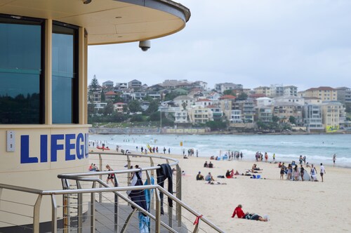 Sunny self contained LOFT near Bondi Beach -AC-Aspect