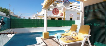 "Villa Alagoa" with Pool, Wi-Fi, A/C & Garden