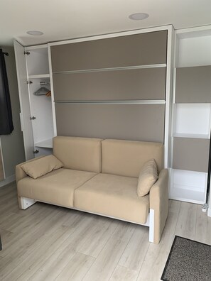 TV, DVD player - All-inclusive studio on the Gujean Mestrasse road 54 km from Arcachon (Cestas)