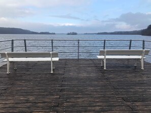 Unclassified image, 5 of 18, button