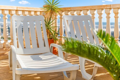 Apartment in Bolnuevo with Sea View, Shared Pool, A/C & Wi-Fi