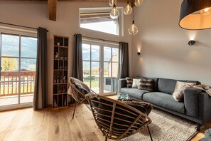 Smart TV - Luxurious chalet with sauna near the bathing lake (Uttendorf)