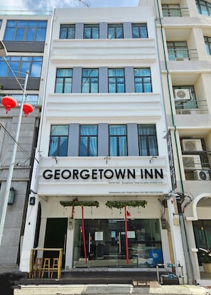 Exterior - Georgetown Inn by Sky Hive (George Town)