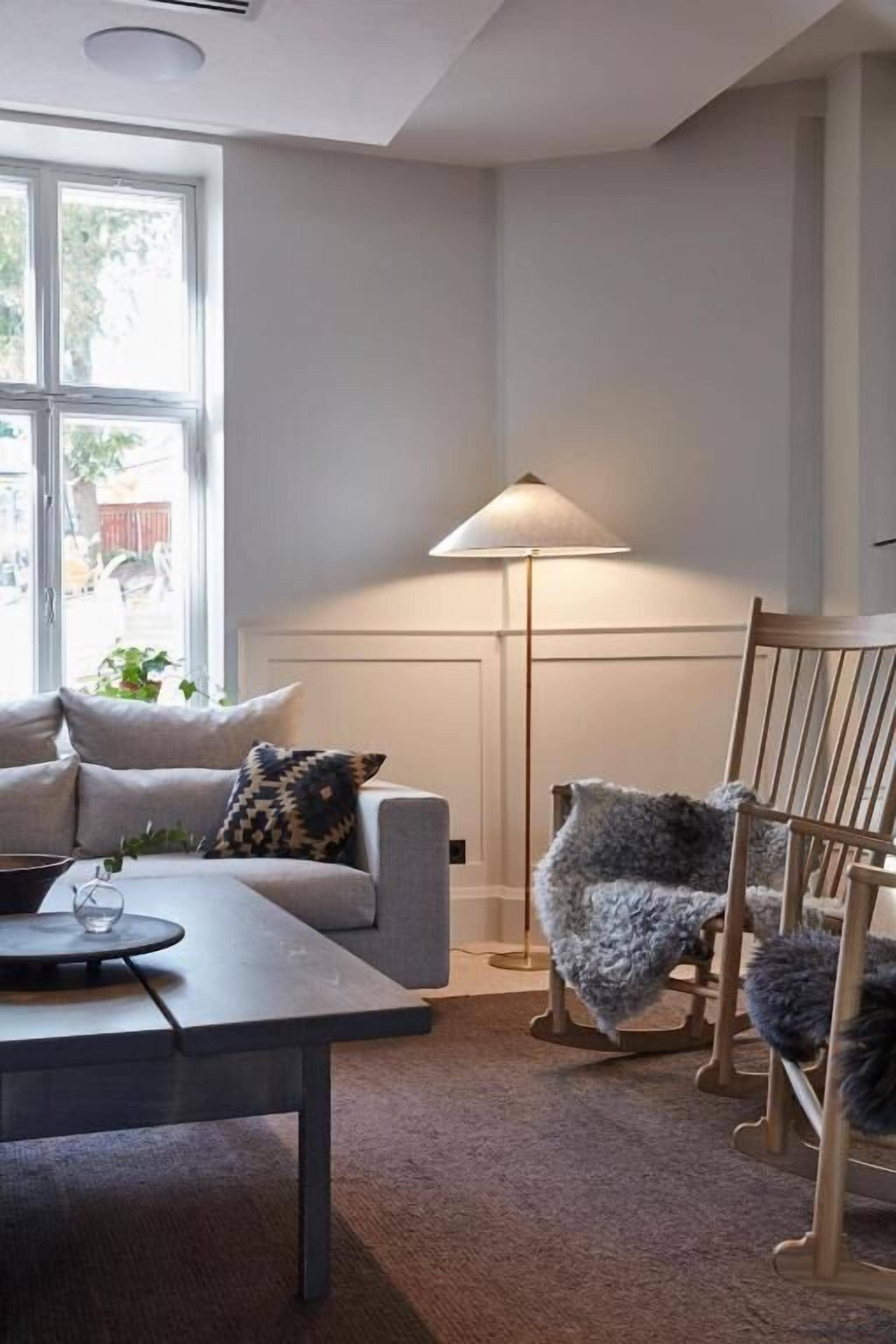 55-inch LED TV with satellite channels, TV, Netflix