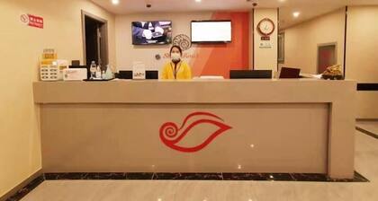 Shell Shanghai Jinshan Wanda Plaza Hotel