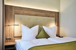 Hypo-allergenic bedding, minibar, in-room safe, desk - Loungehotel Seeterrassen Wandlitzsee (Wandlitz)