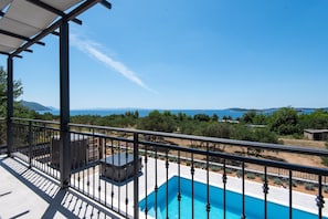 View from room - Holiday Villa Olive Tree (Orebic)