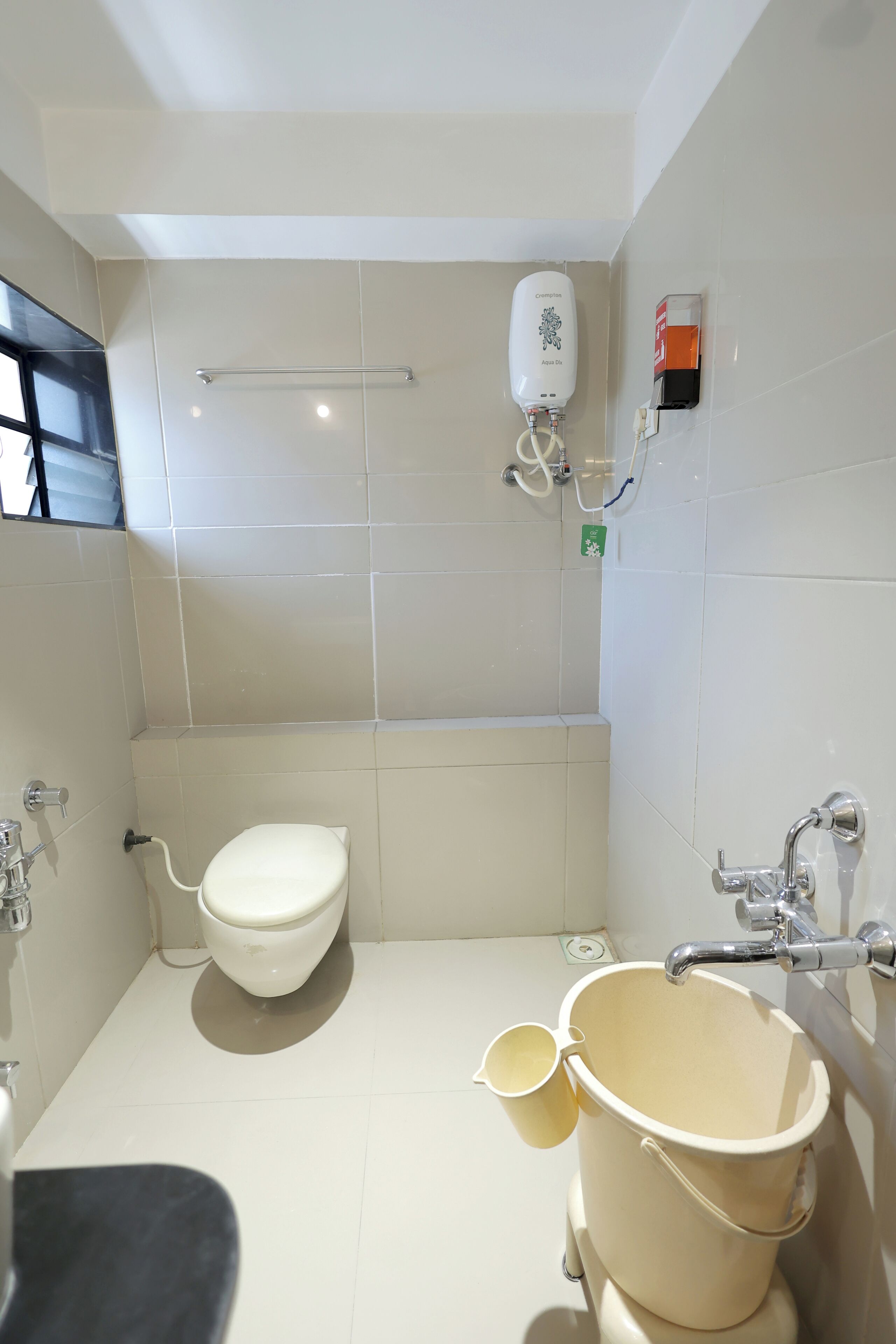 family room | bathroom | shower, rainfall showerhead, towels