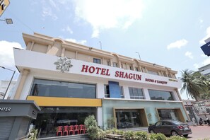 Front of property - HOTEL SHAGUN ROOMS & BANQUET Surat (Surat)