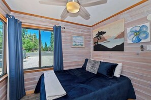 4 bedrooms, WiFi, bed sheets