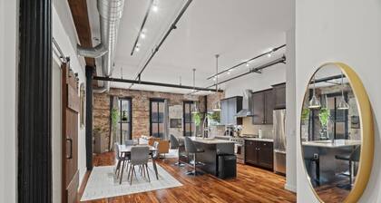 3BR Luxury Condo, Parking, Elevator