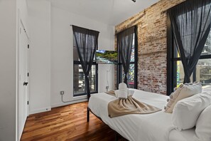 3 Schlafzimmer, Schreibtisch, Bügeleisen/Bügelbrett, kostenloses WLAN