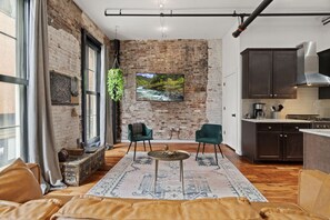 Interior - 3BR Luxury Condo, Parking, Elevator (Philadelphia)