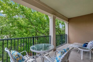 Condo, 2 Bedrooms | Property grounds - Shorenugh - Bright Villa with Rooftop Pool Next to Coligny Plaza by RedAwning (Hilton Head Island)