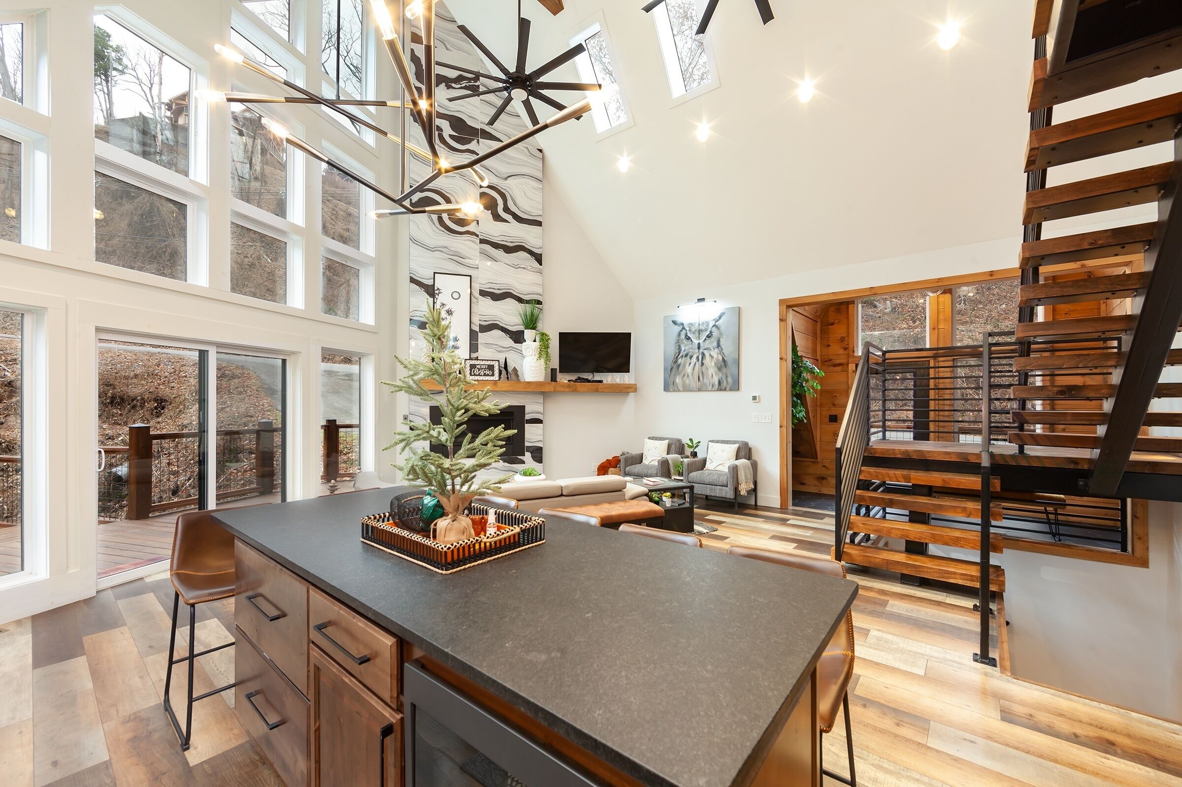 Cabin, 3 phòng ngủ | Bếp riêng | Tủ lạnh, lò nướng, dụng cụ pha cà phê/trà, lò nướng bánh mì 